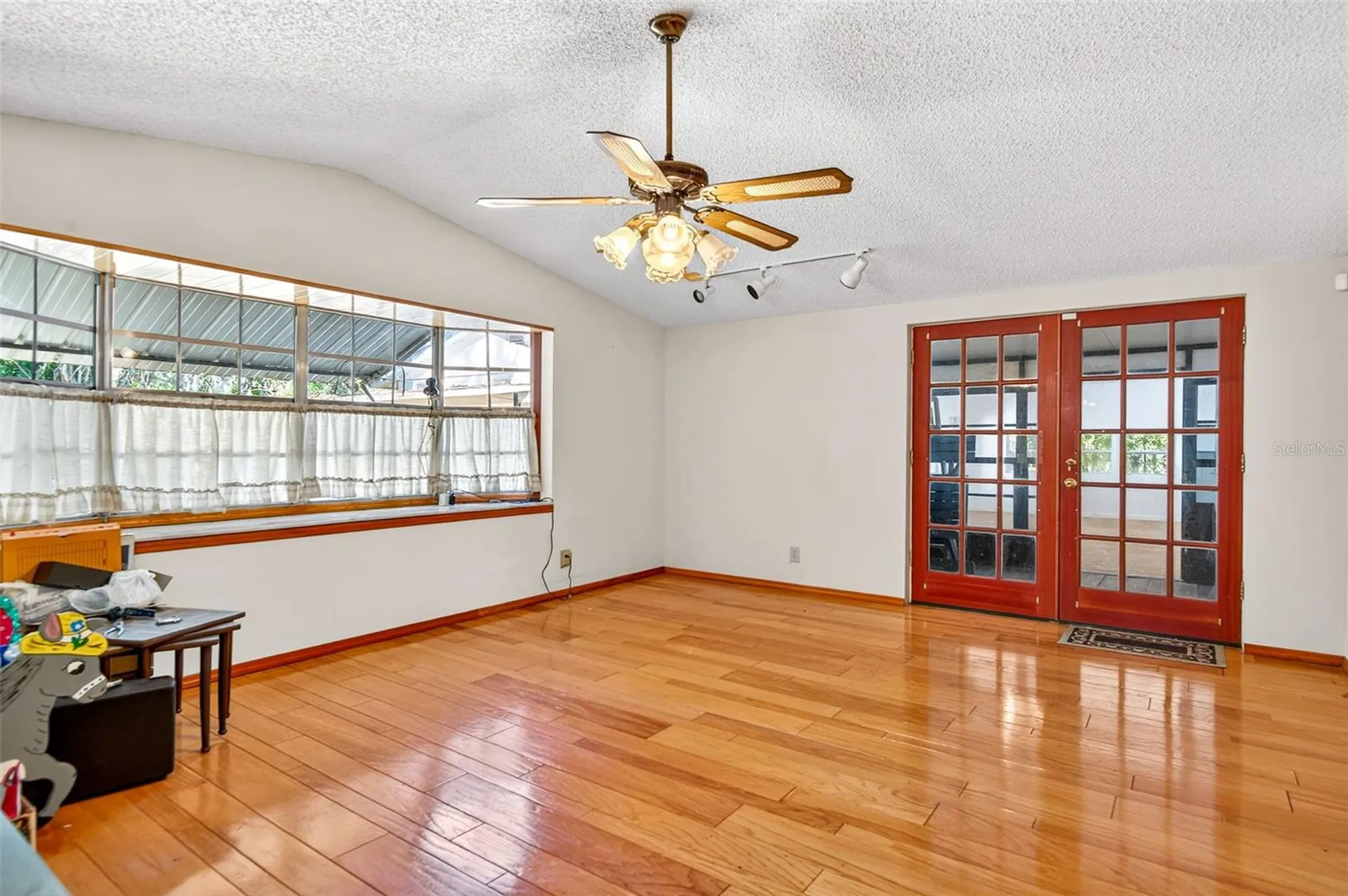 10618 Skewlee Gardens Drive Thonotosassa FL 33592