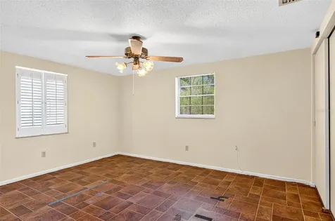 10618 Skewlee Gardens Drive Thonotosassa FL 33592