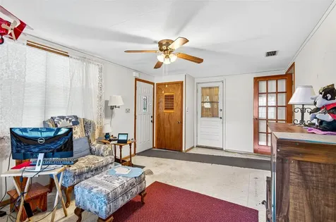 10618 Skewlee Gardens Drive Thonotosassa FL 33592