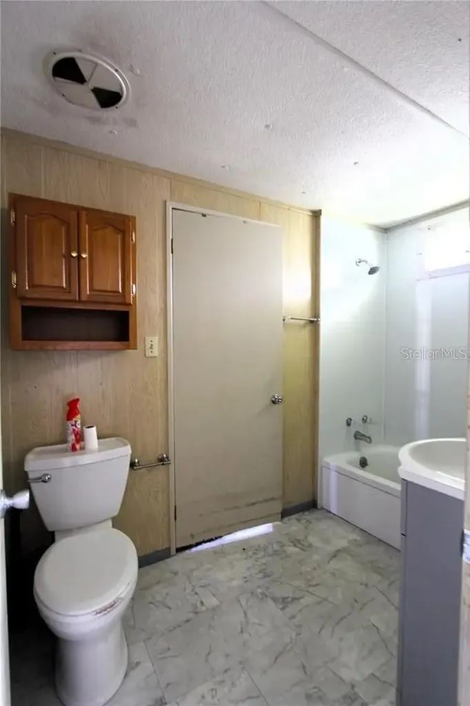 6021 Ridgewood Drive Zephyrhills FL 33542