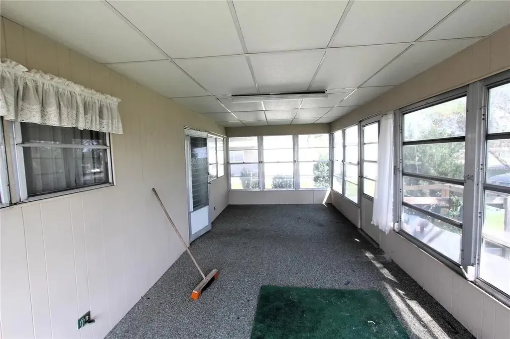 6021 Ridgewood Drive Zephyrhills FL 33542