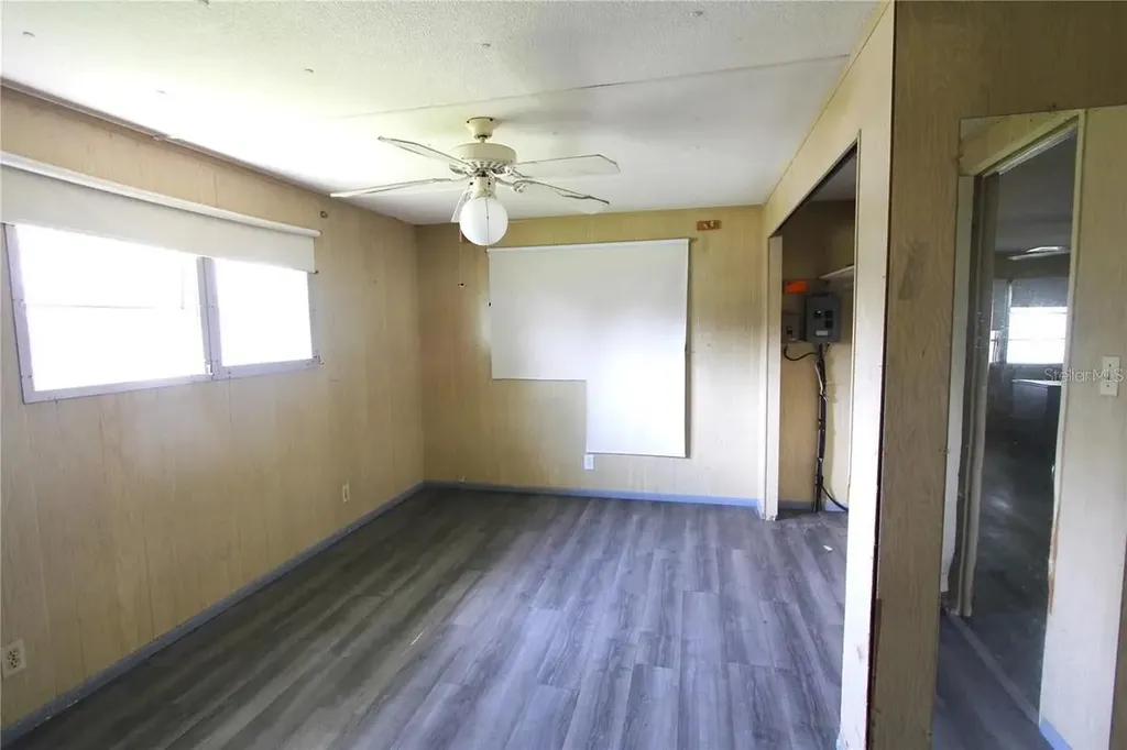 6021 Ridgewood Drive Zephyrhills FL 33542