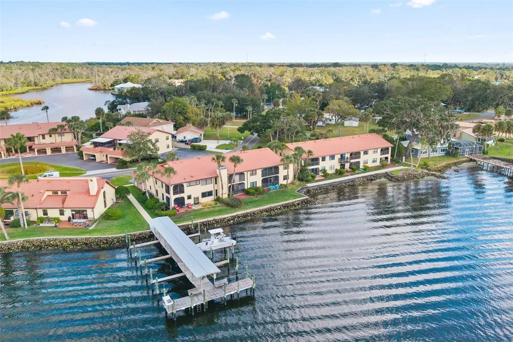 371 NW 14th Place Crystal River FL 34428