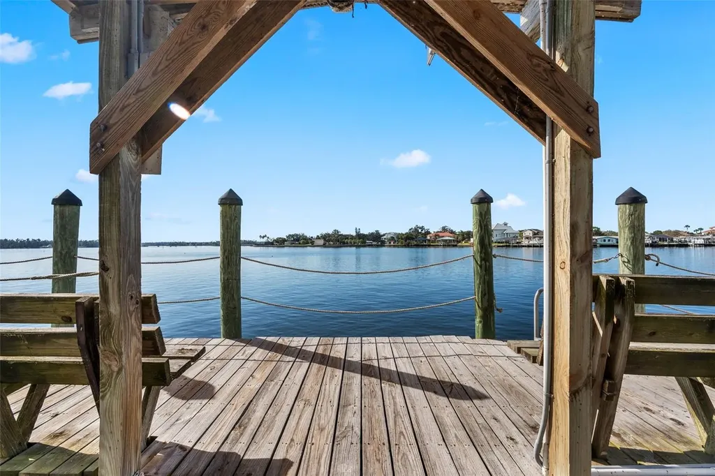 371 NW 14th Place Crystal River FL 34428