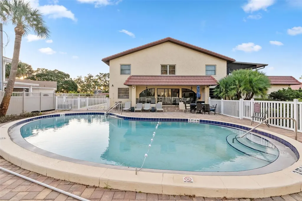 371 NW 14th Place Crystal River FL 34428