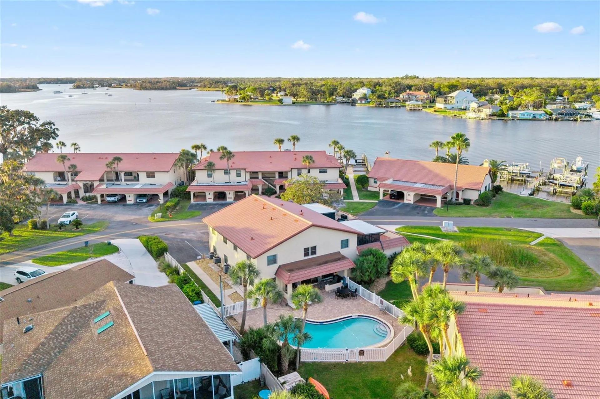 371 NW 14th Place Crystal River FL 34428
