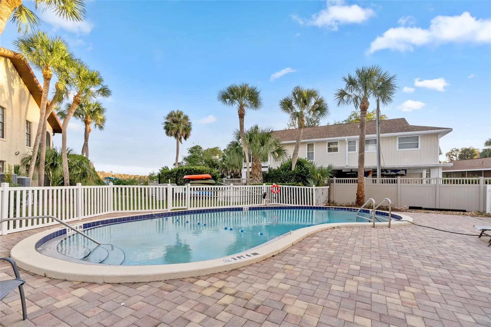 371 NW 14th Place Crystal River FL 34428