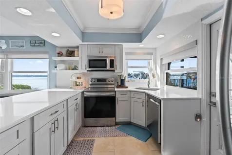 371 NW 14th Place Crystal River FL 34428