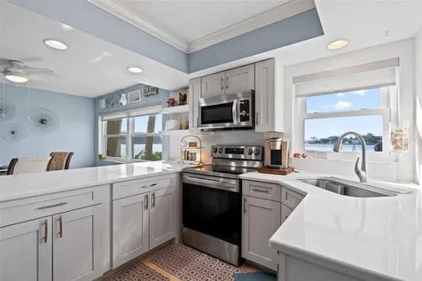 371 NW 14th Place Crystal River FL 34428