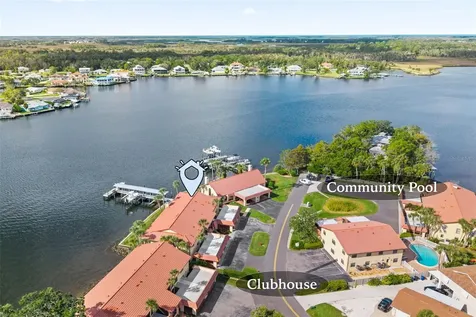 371 NW 14th Place Crystal River FL 34428
