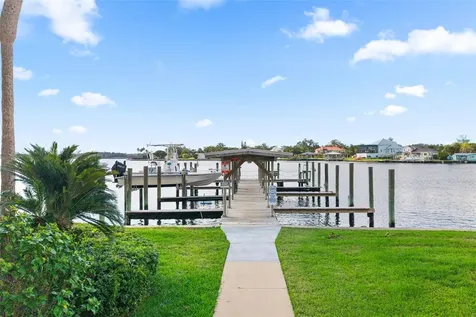 371 NW 14th Place Crystal River FL 34428
