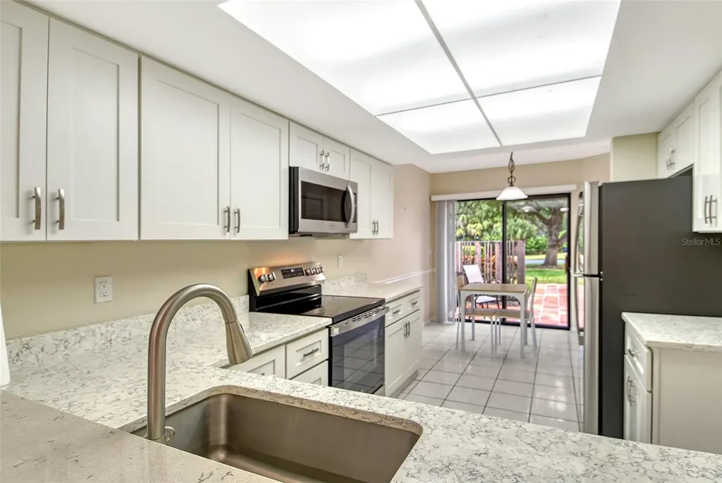 6261 Timber Lake Drive Sarasota FL 34243