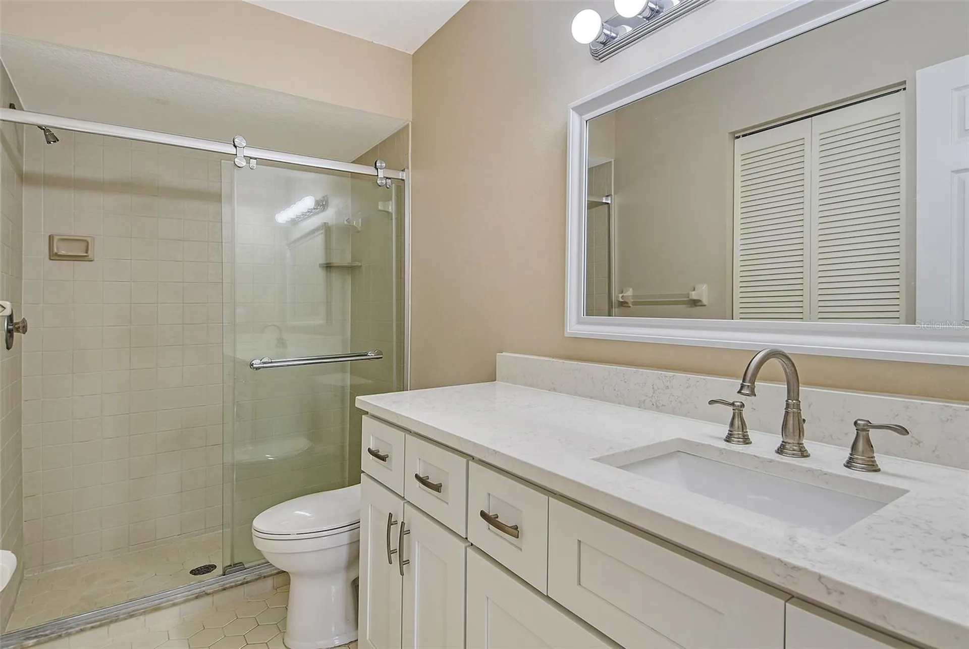 6261 Timber Lake Drive Sarasota FL 34243