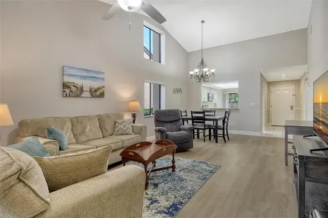 6261 Timber Lake Drive Sarasota FL 34243