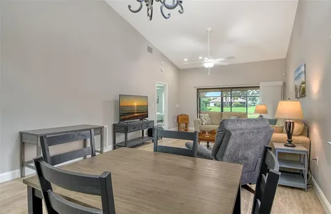 6261 Timber Lake Drive Sarasota FL 34243
