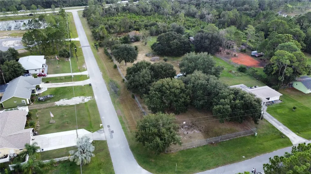 101 Florida Grackle Court Frostproof FL 33843
