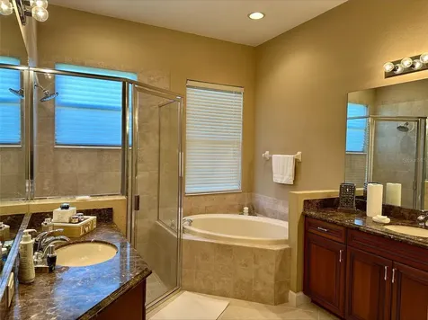 137 Medici Terrace North Venice FL 34275