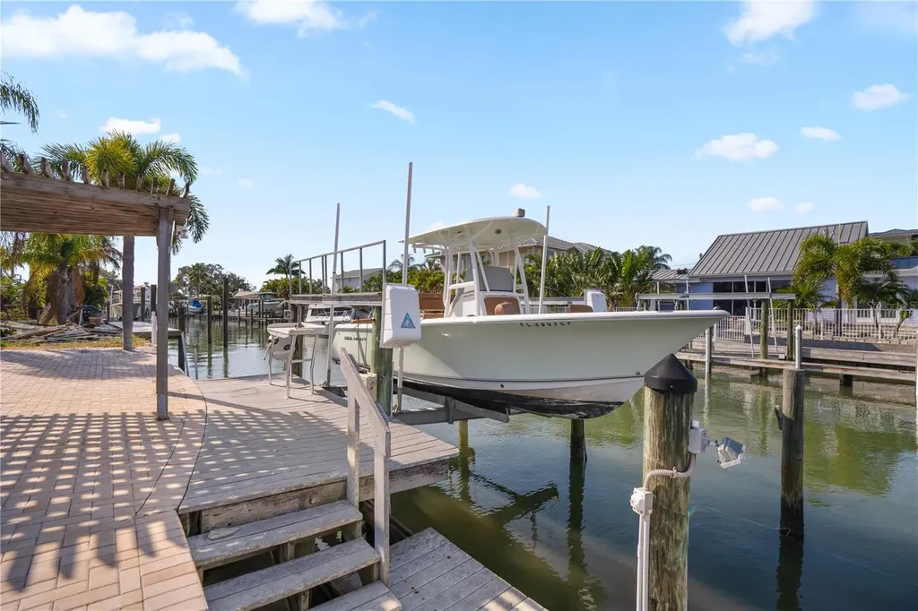 2250 Lagoon Drive Dunedin FL 34698