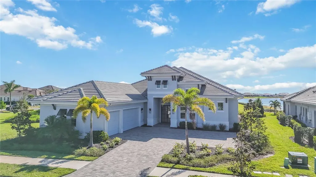 500 Blue Shell Loop Sarasota FL 34240