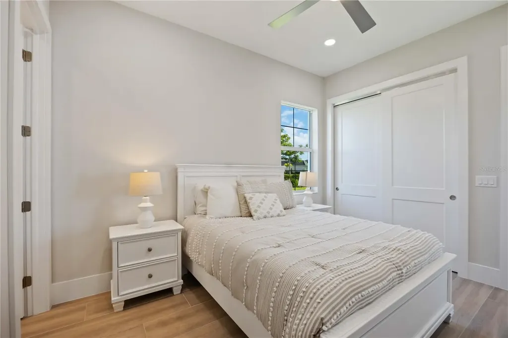 500 Blue Shell Loop Sarasota FL 34240