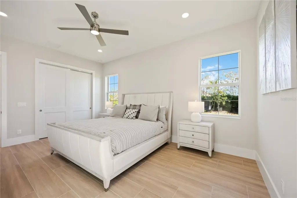 500 Blue Shell Loop Sarasota FL 34240