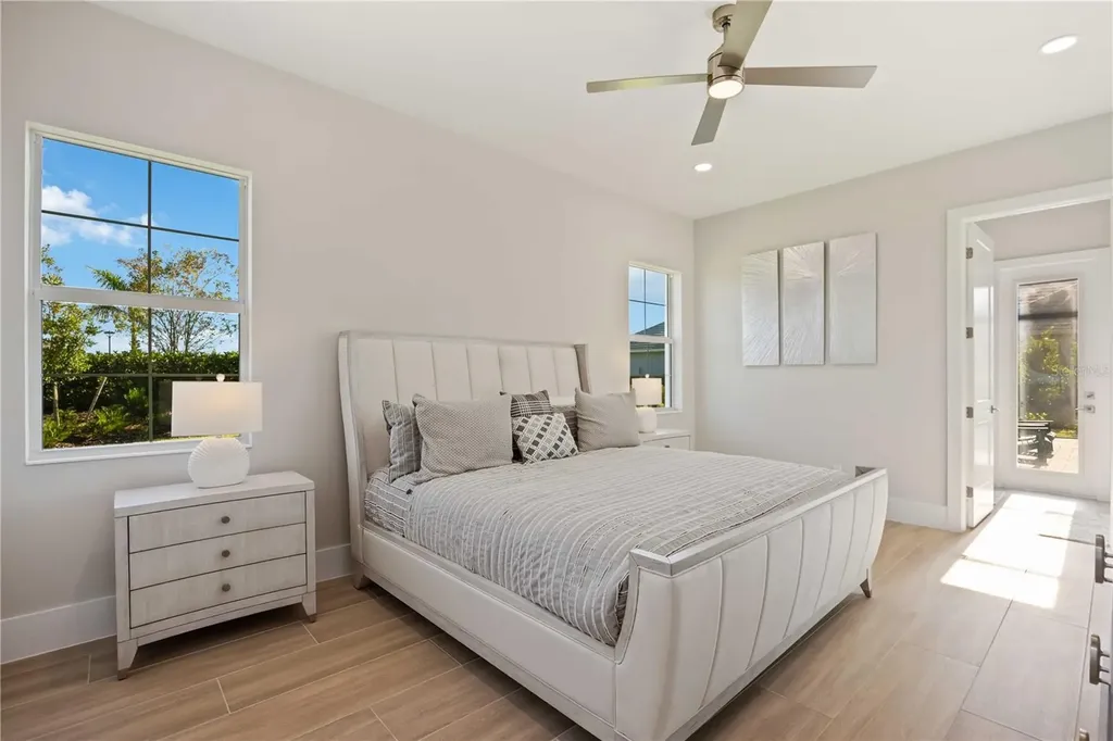 500 Blue Shell Loop Sarasota FL 34240