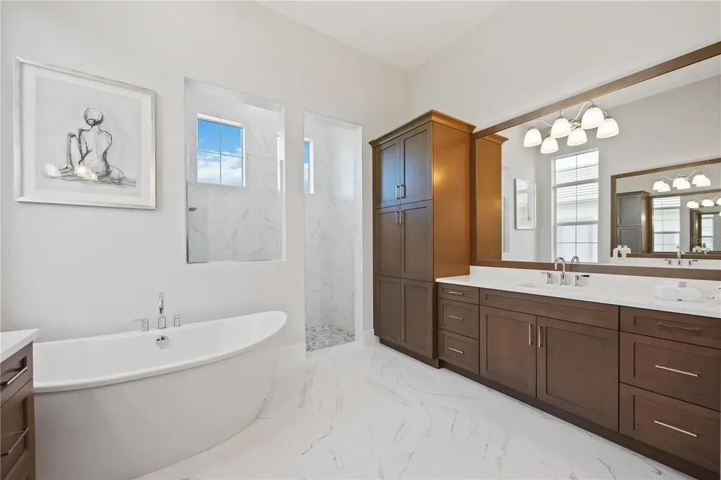 500 Blue Shell Loop Sarasota FL 34240