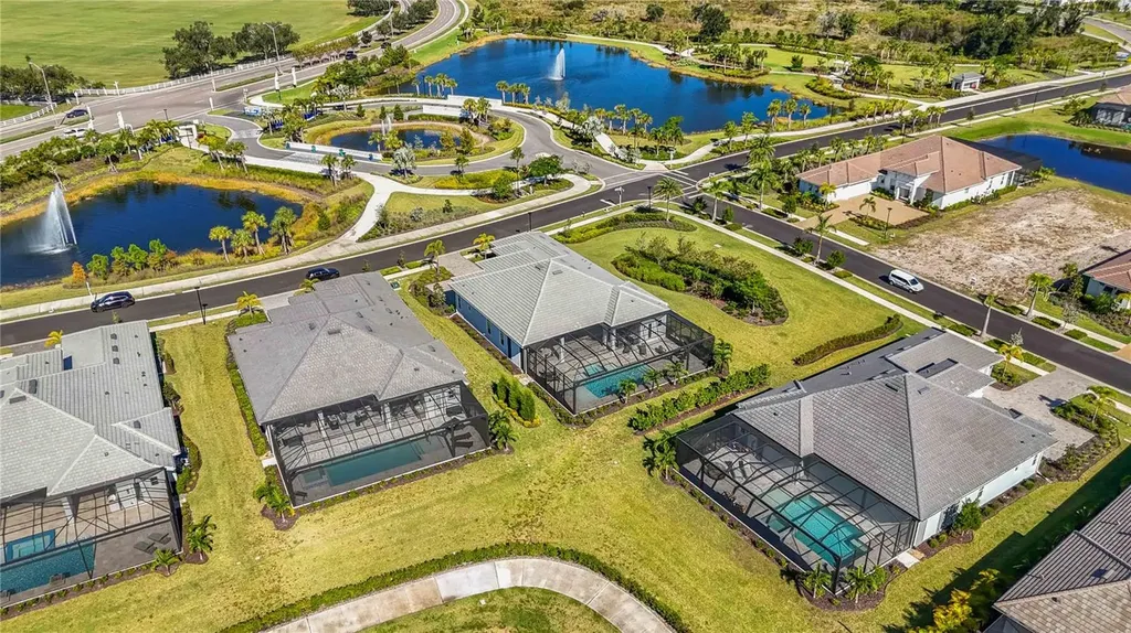 500 Blue Shell Loop Sarasota FL 34240