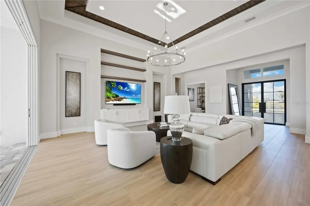 500 Blue Shell Loop Sarasota FL 34240