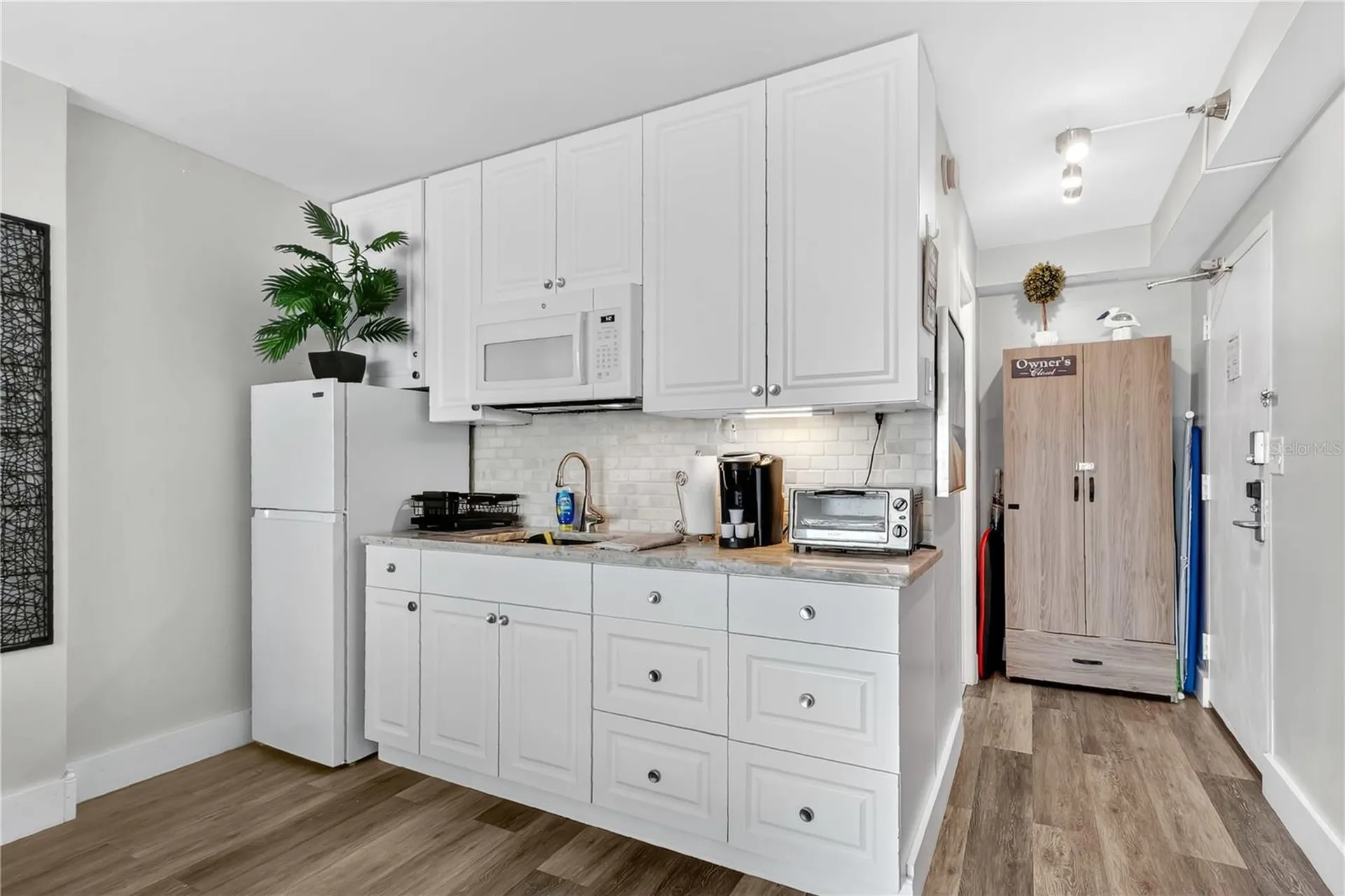 1909 S Atlantic Avenue Daytona Beach Shores FL 32118