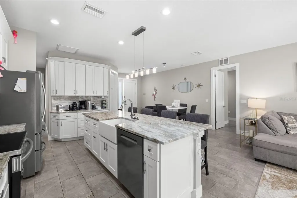 279 Avalon Road Venice FL 34293
