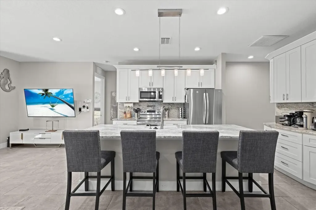 279 Avalon Road Venice FL 34293