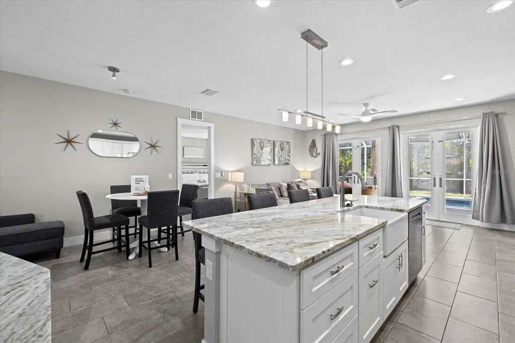 279 Avalon Road Venice FL 34293