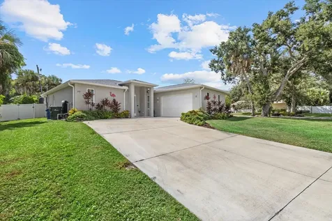 279 Avalon Road Venice FL 34293