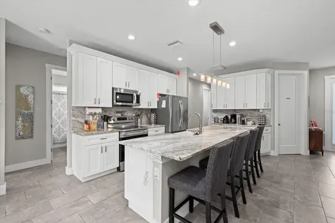 279 Avalon Road Venice FL 34293