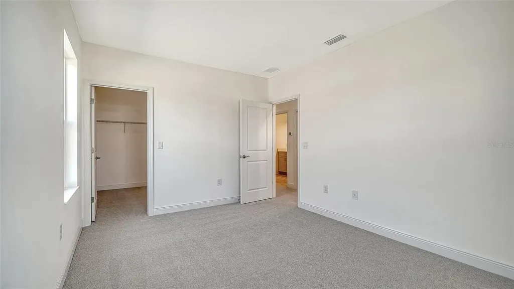 2444 Star Apple Way Sarasota FL 34240