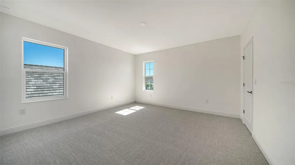 2444 Star Apple Way Sarasota FL 34240