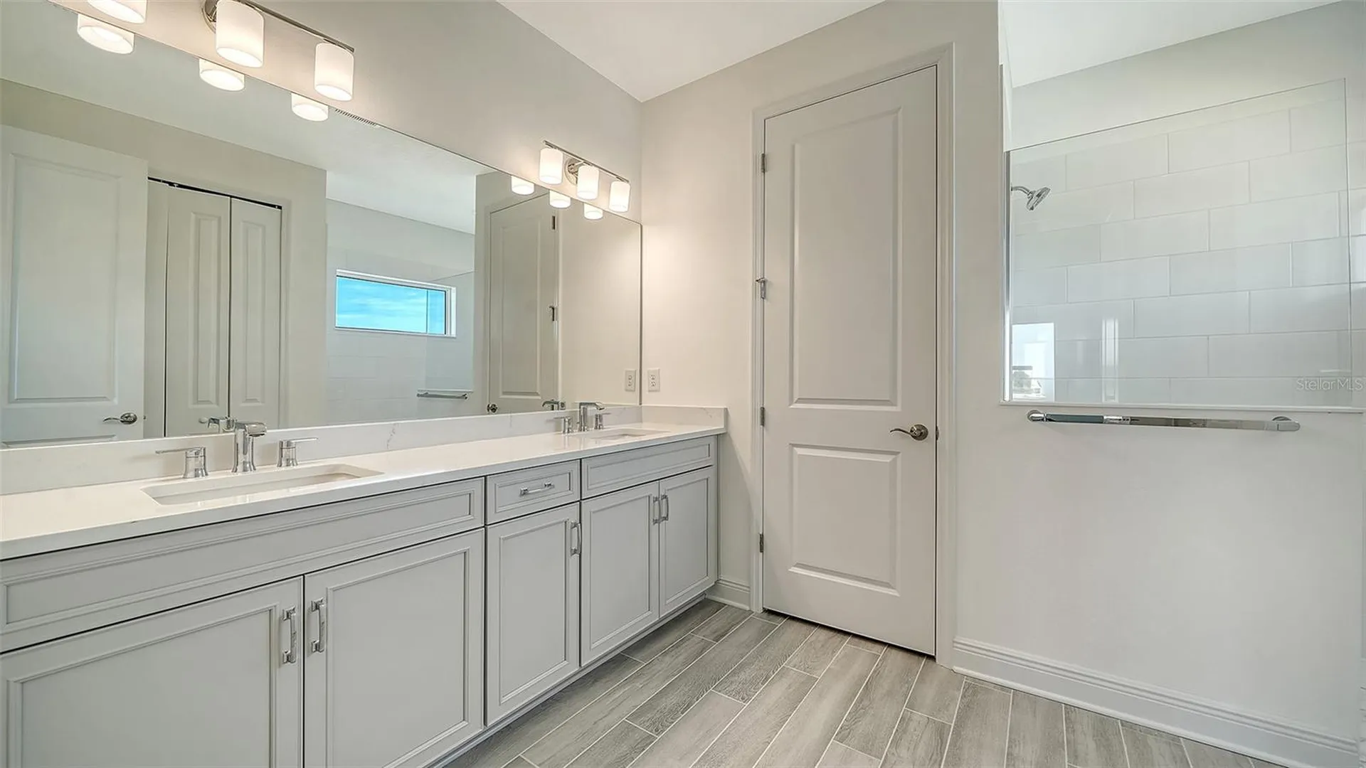 2444 Star Apple Way Sarasota FL 34240
