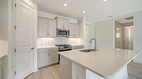 2444 Star Apple Way Sarasota FL 34240