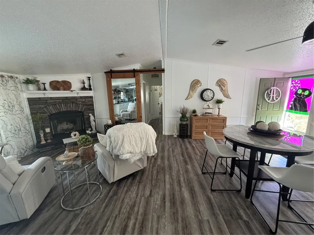 8260 SE 175th Court Ocklawaha FL 32179