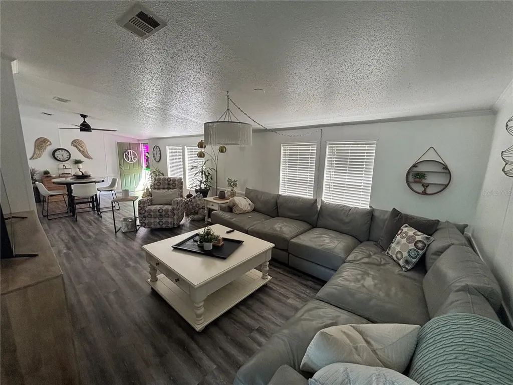 8260 SE 175th Court Ocklawaha FL 32179
