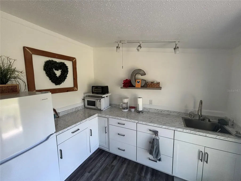 8260 SE 175th Court Ocklawaha FL 32179