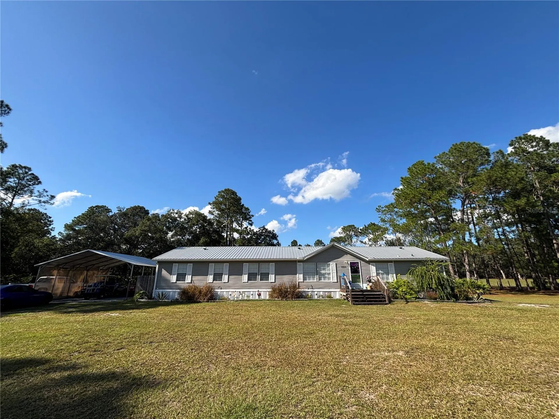 8260 SE 175th Court Ocklawaha FL 32179