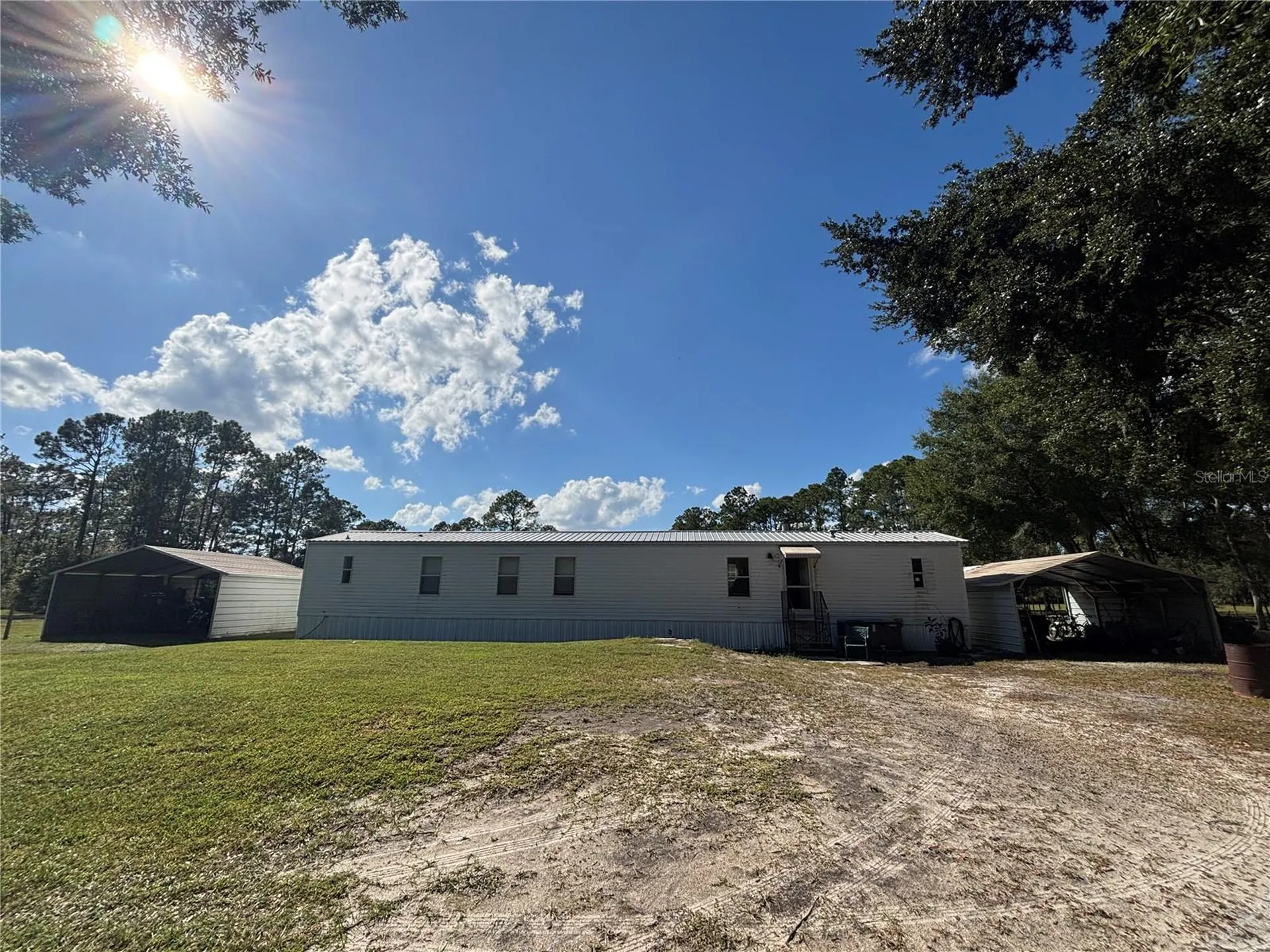 8260 SE 175th Court Ocklawaha FL 32179