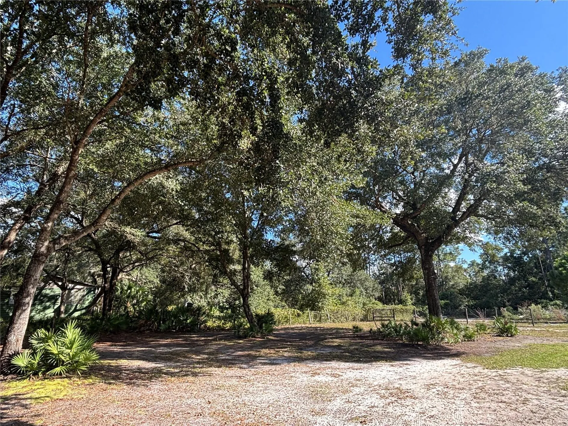 8260 SE 175th Court Ocklawaha FL 32179