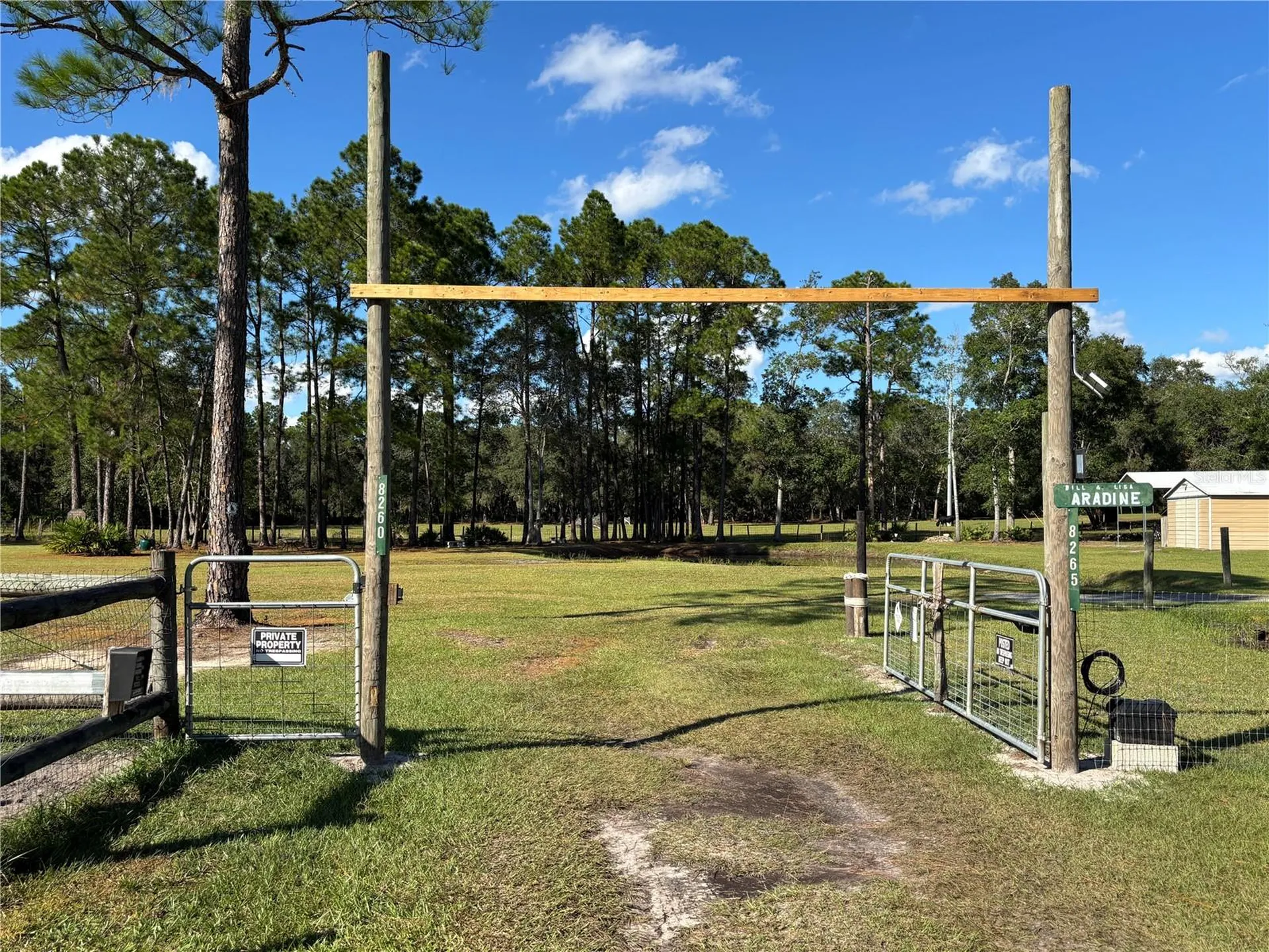 8260 SE 175th Court Ocklawaha FL 32179