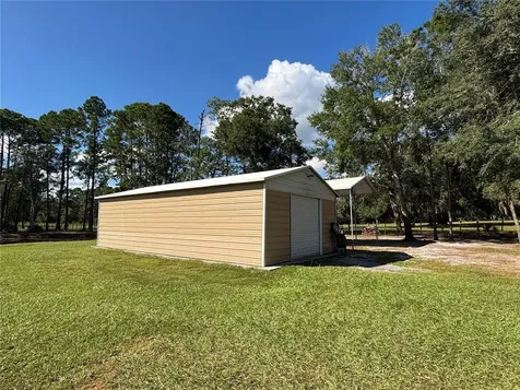 8260 SE 175th Court Ocklawaha FL 32179