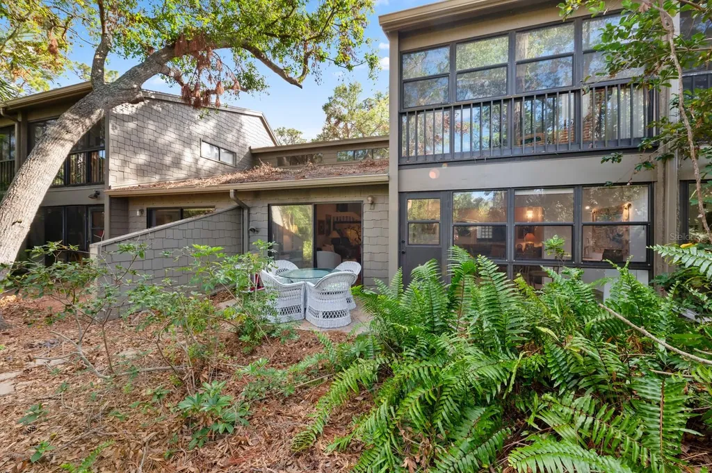 1704 Pelican Cove Road Sarasota FL 34231