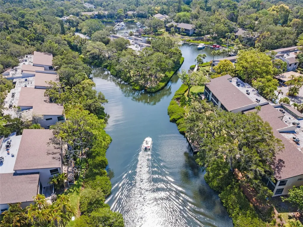1704 Pelican Cove Road Sarasota FL 34231