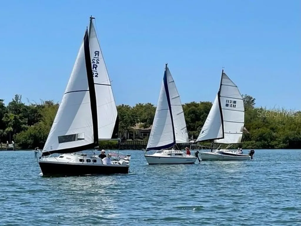 1704 Pelican Cove Road Sarasota FL 34231